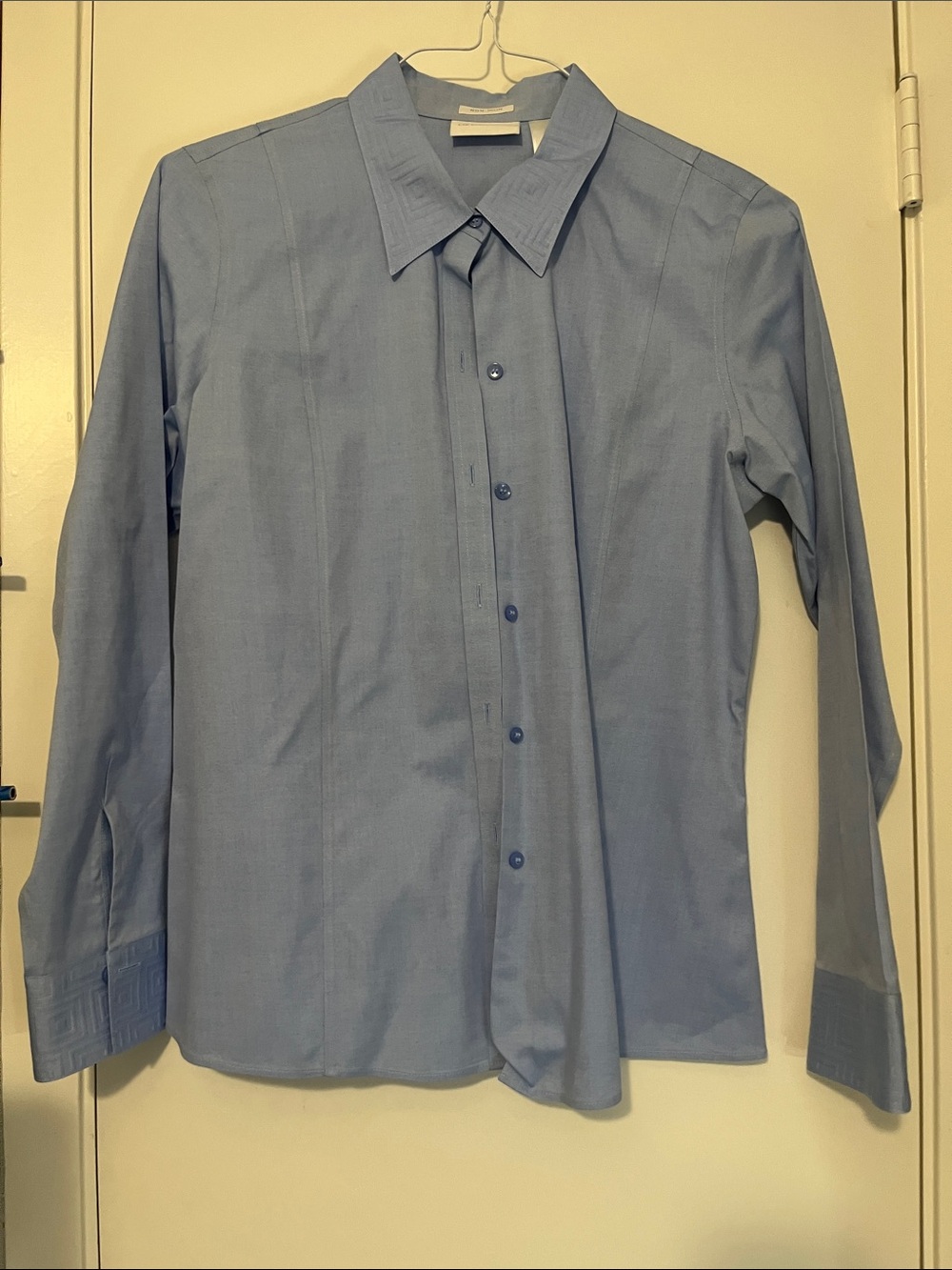 Liz Claiborne Light Blue Button-Down Women's Shirt